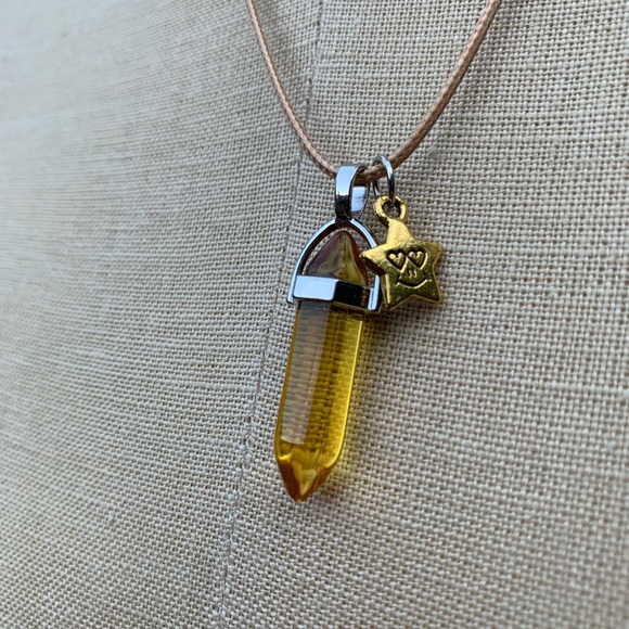 Handmade Resin Crystal Honey Star Amulet Necklace - Picture 2 of 9